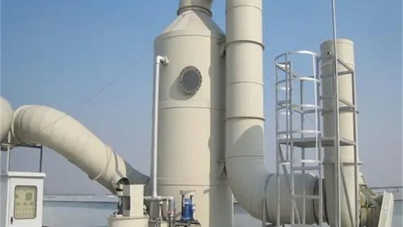 目前市场上常见的油烟净化器主要有以下几种类型：